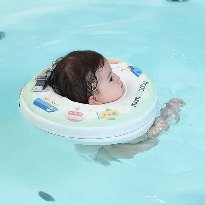 De zijdezachte, 3-laagse eco-vriendelijke stof van de Mambobaby upgraded nek zwemband voorkomt irritatie.