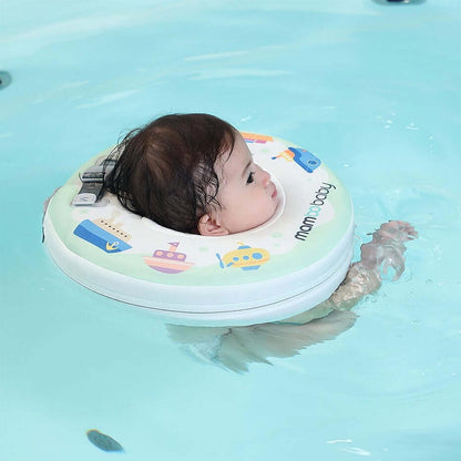 De Mambobaby™ Luxe Nek Zwemband in Bloemen en Bootjes designs voor baby's 0-12 maanden.