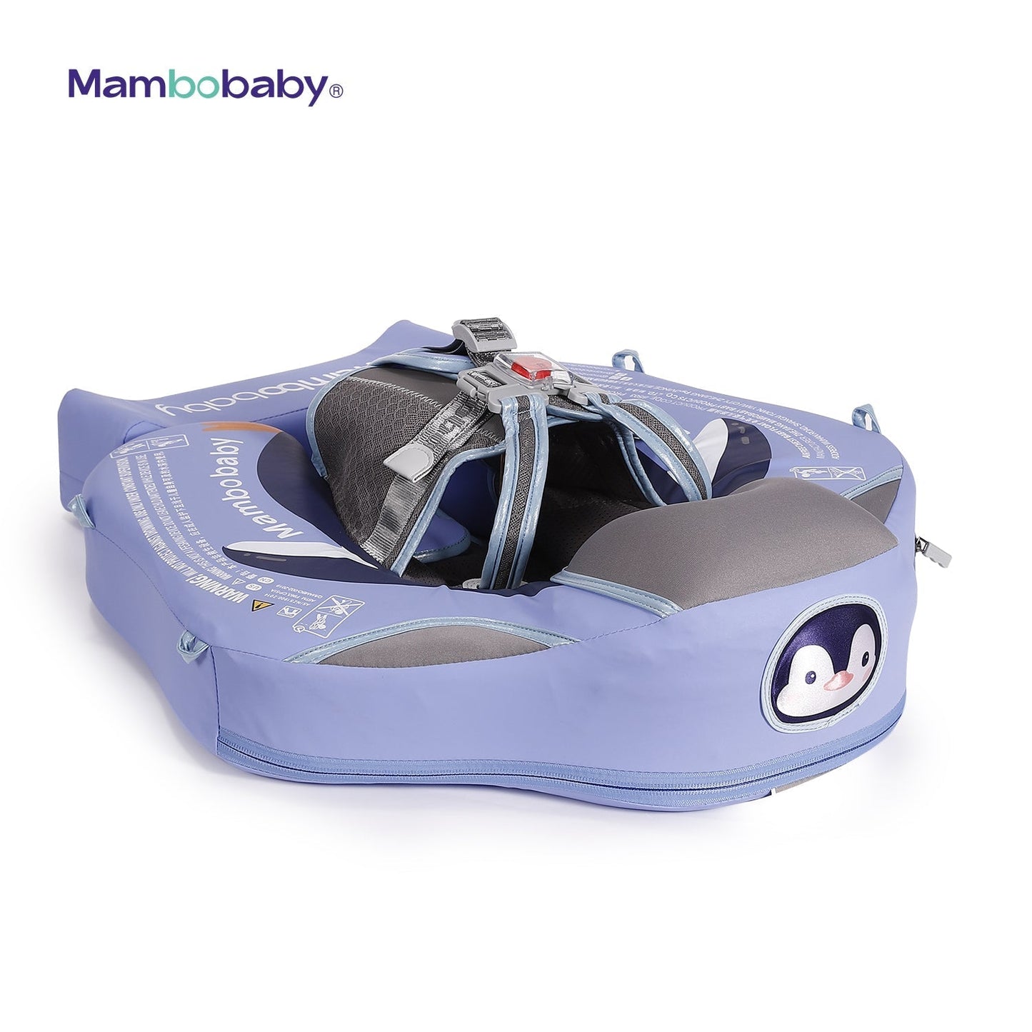 Een baby die veilig en comfortabel zwemt in de onzinkbare Mambobaby Pinguïn Float met zonnekap